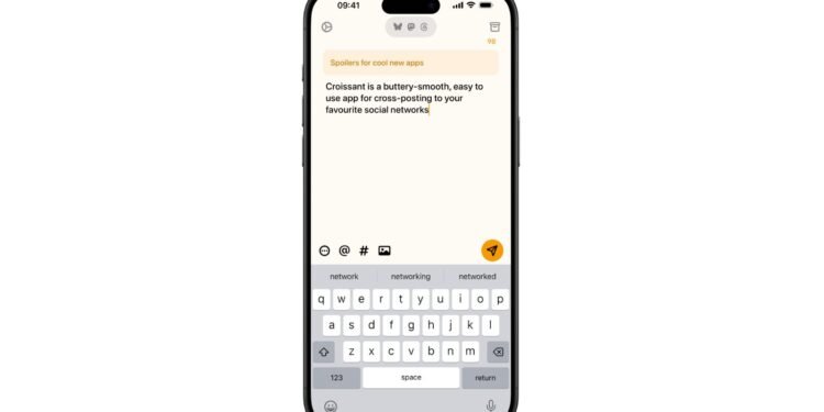 Croissant Makes It Easy to Post on Multiple Social Media Networks at Once