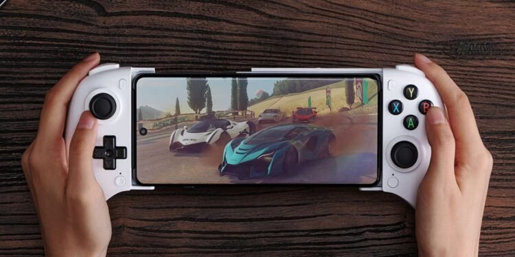 8BitDo’s first smartphone controller has Hall effect joysticks and triggers