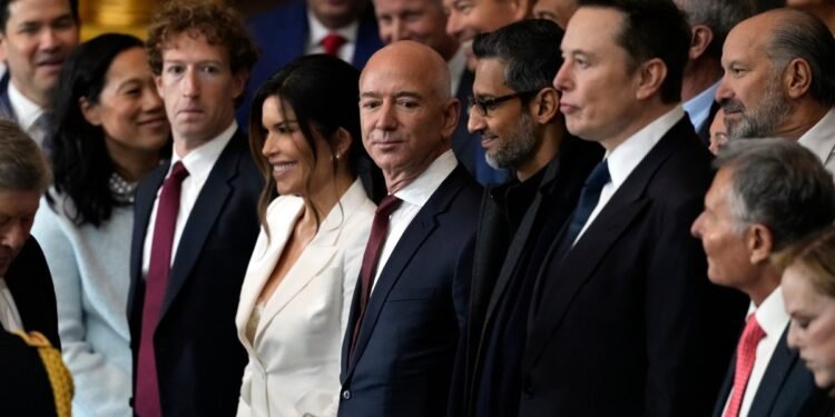 Jeff Bezos bans Washington Post opinion writers from opposing โfree speech and free marketsโ